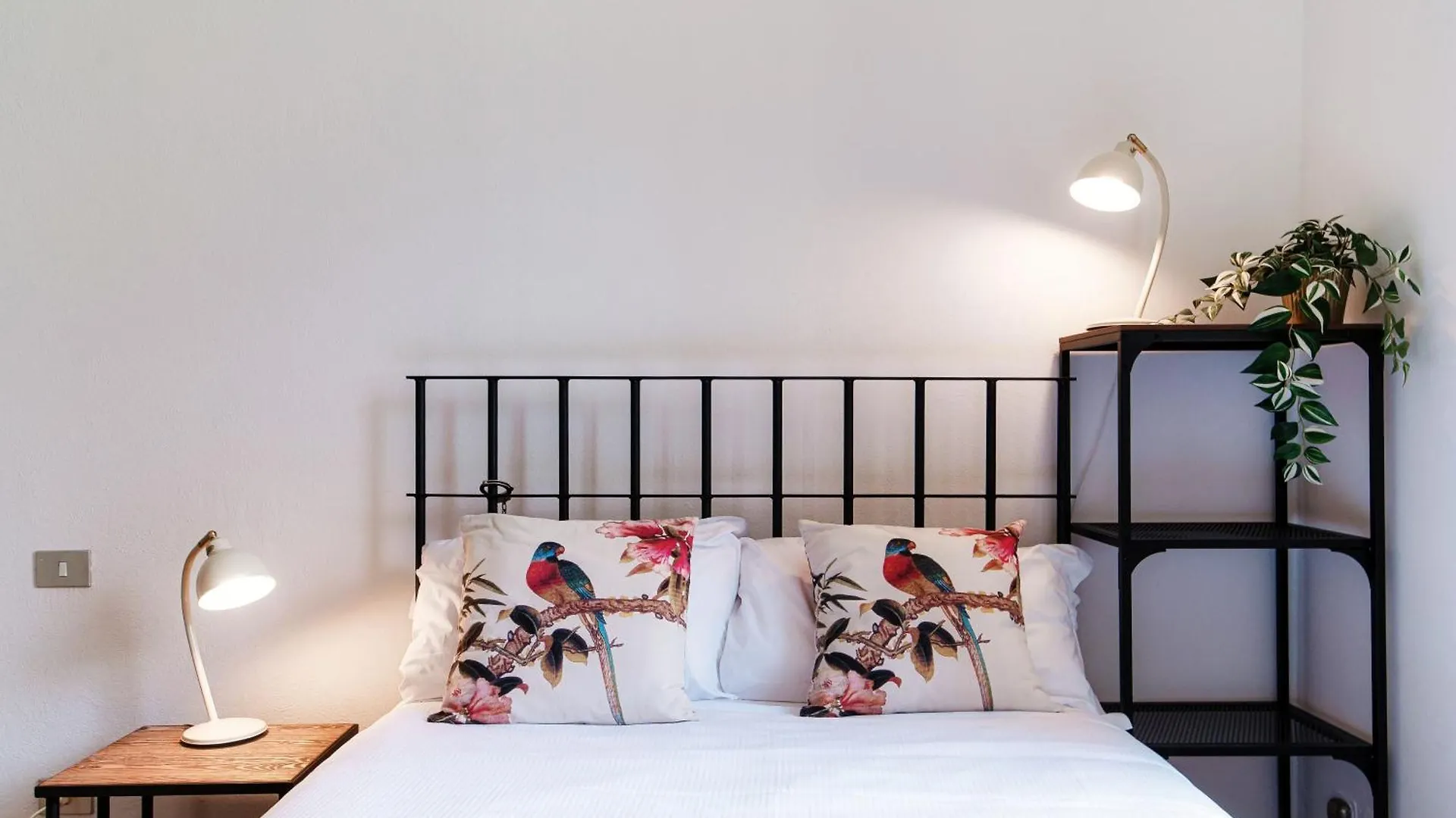 Silken Escape - By Myhomeincomo Nesso Italie